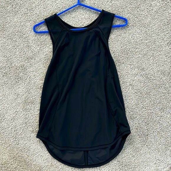 Lululemon Tank - Picture 1 of 3